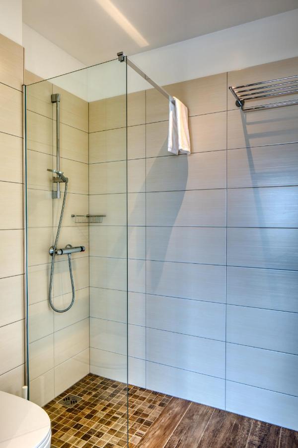 Hotel 1001 Nott Егилстадир Екстериор снимка